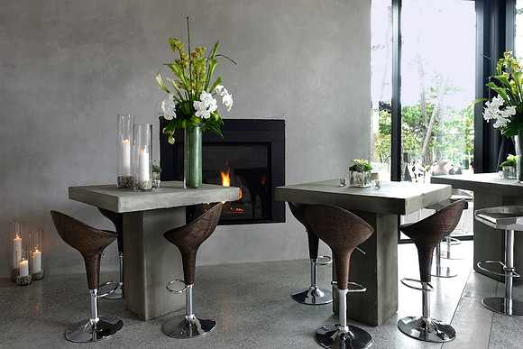 Cocktail bar and fireplace area