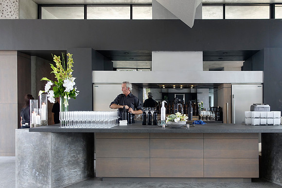 Bar and kitchen area