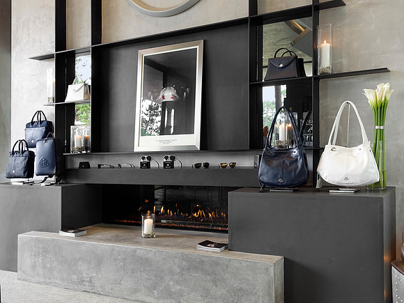 Maybach accessories display